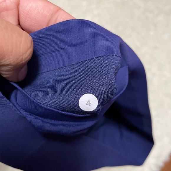 Lululemon Athletica Cropped Leggings - Picture 7 of 10